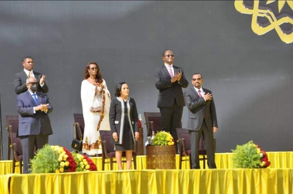 የአዲስ አባባ ከተማ ከንቲባ ወ/ሮ አዳነች አቤቤ ለጠቅላይ ሚንስትር ዶ/ር አብይ አህመድ የእንኳን ደስ አለዎች መልእክት አስተላለፉ፡፡