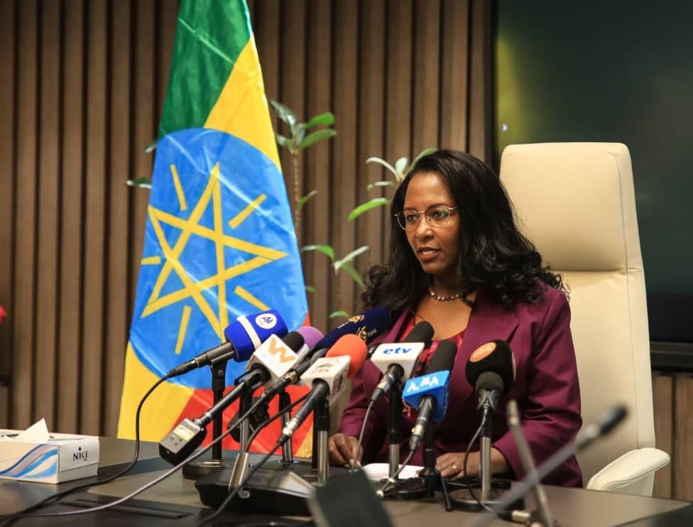 የአዲስ አበባ ከተማ ከንቲባ አዳነች አቤቤ ባለፉት ቀናት በከተማዋ የተከናወኑ ሀገራዊ መርሃግብሮች ደማቅ እና ስኬታማ ሆነው እንዲጠናቀቁ አስተዋጽኦ ላበረከቱ ነዋሪዎች እና የጸጥታ አካላት ምስጋና አቀረቡ።