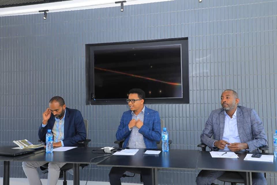 ሀሰተኛ መረጃዎችን በመመከትና ለነዋሪዎች ወቅታዊ እና ትክክለኛ መረጃ እንዲደርስ የኮሙኒኬሽን እና ህዝብ ግንኙነት ባለሙያዎች ሚና ከፍተኛ ነው ተባለ።