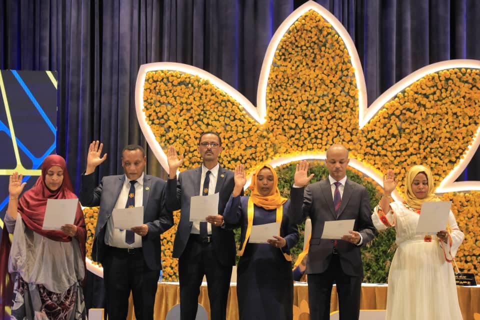 በዛሬው እለት ምስረታውን ያካሄደው የአዲስ አበባ ከተማ ምክር ቤት የመንግስት ዋና ተጠሪ ፣ረዳት ተጠሪ ፣ምክትል ከንቲባ እና በምክትል ከንቲባ ማዕረግ ሹመትን አጸደቀ።