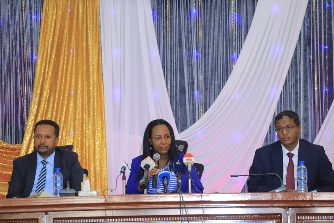 አመራሩ የህብረተሰቡን ጥያቄ ለመመለስ በሚያስችል መልኩ የቀጣይ 100 ቀናት ዕቅድ በማውጣት በፍጥነት ወደ ተግባር እንዲገባ ከንቲባ አዳነች አቤቤ አሳሰቡ።
