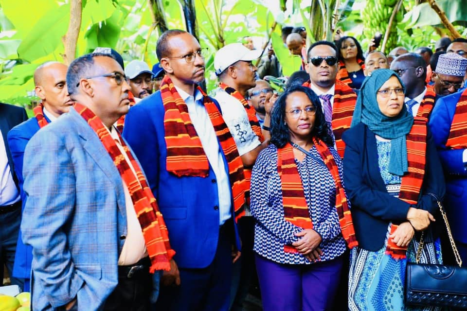 በአቶ ደመቀ መኮንን የተመራ ልዑክ በአርባምንጭ ከተማ የልማት ሥራዎችን ጎበኘ