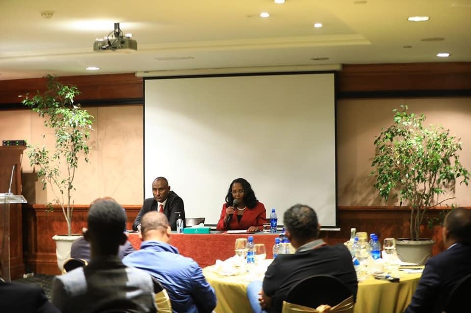 ከንቲባ አዳነች አቤቤ የለሚ ኩራ ክፍለ ከተማን ሞዴል ክ/ከተማ ለማድረግ በሚያስችሉ ሁኔታዎች ላይ ከባለሀብቶች ጋር ውይይት አደረጉ።