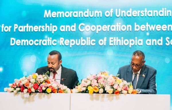 ታህሳስ 22 2016 አዲስ አበባ ጠቅላይ ሚኒስትር ዐቢይ አሕመድ እና የሶማሌላንድ ፕሬዝደንት ሙሴ ቢሂ አብዲ በዛሬው እለት በአዲስ አበባ ታሪካዊ የሆነ የምግባቢያ ሰንድ ፈርመዋል። 