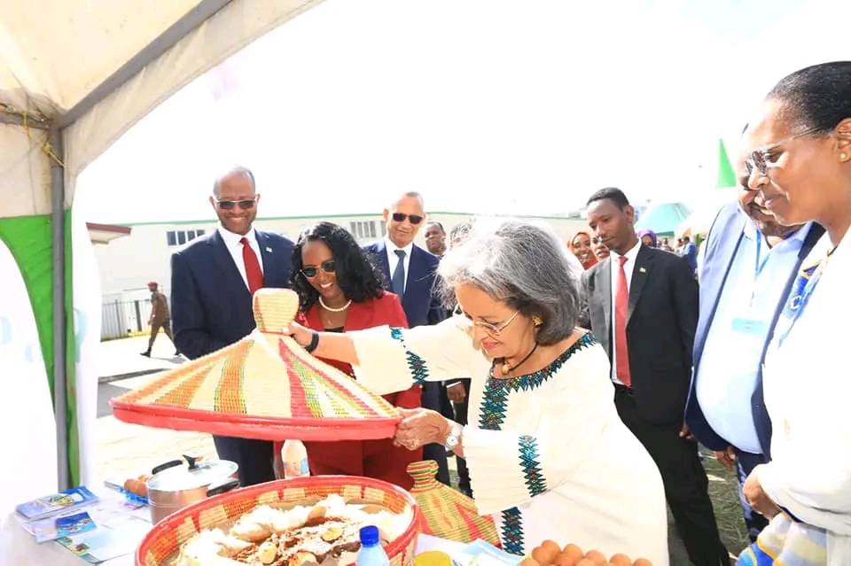 ዛሬ ክብርት ፕረዚዳንት ሳህለወርቅ በታደሙበት የ"ሌማት ትሩፋትን "በአዲስአበባ ተግባራዊ ለማድረግ አስጀምረናል።