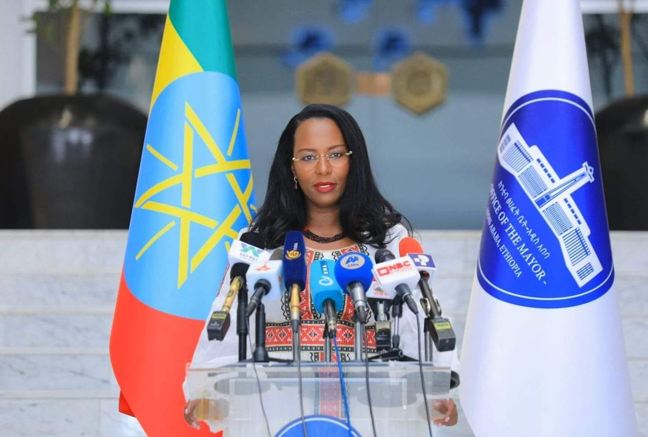 የሆረ ፊንፊኔ ኢሬቻ በዓል ባህላዊ እሴቱን በጠበቀ መልኩ መከበሩን የአዲስ አበባ ከተማ ከንቲባ አዳነች አቤቤ ገልፀዋል፤