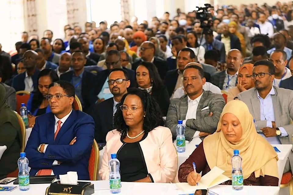 አዲስ አበባ ከተማ አስተዳደር ባለፉት ሶስት ወራት በተደራጀ የህዝብ ተሳትፎ የልማትና የመልካም አስተዳደር ስራዎችን በተቀናጀና በተናበበ መንገድ አከናውኗል፡፡