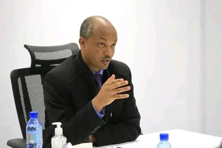 የለመለመች ኢትዮጵያን ለትውልድ የማስረከብ ሃላፊነታችንን እንወጣ።" - አቶ ጥራቱ በየነ